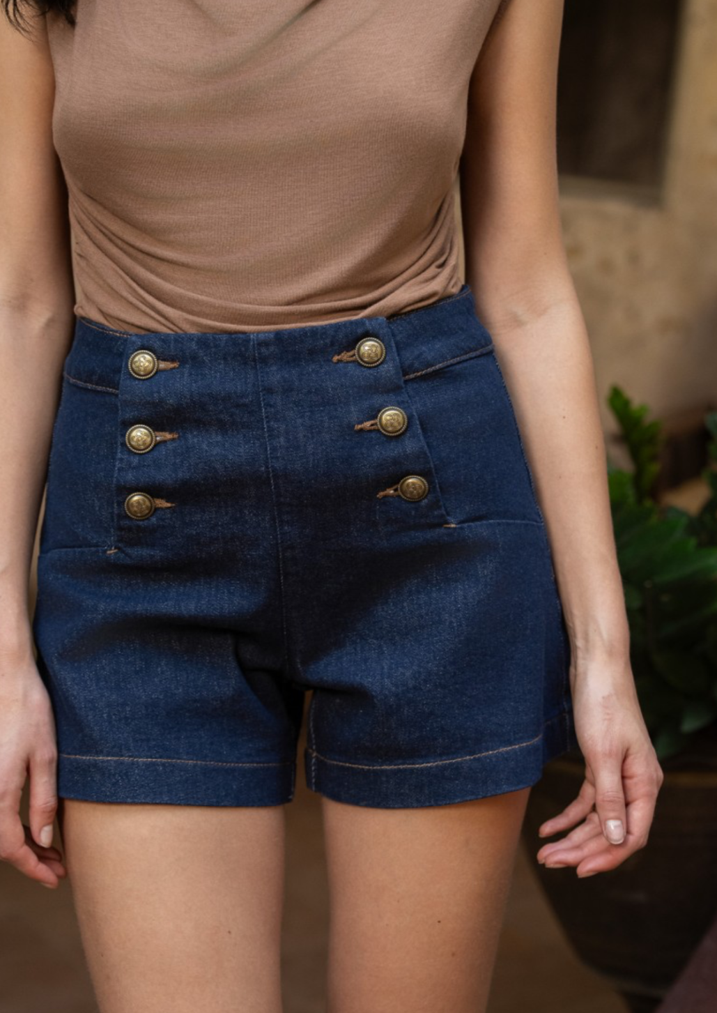 6 Button Raw Blue Victorine Shorts