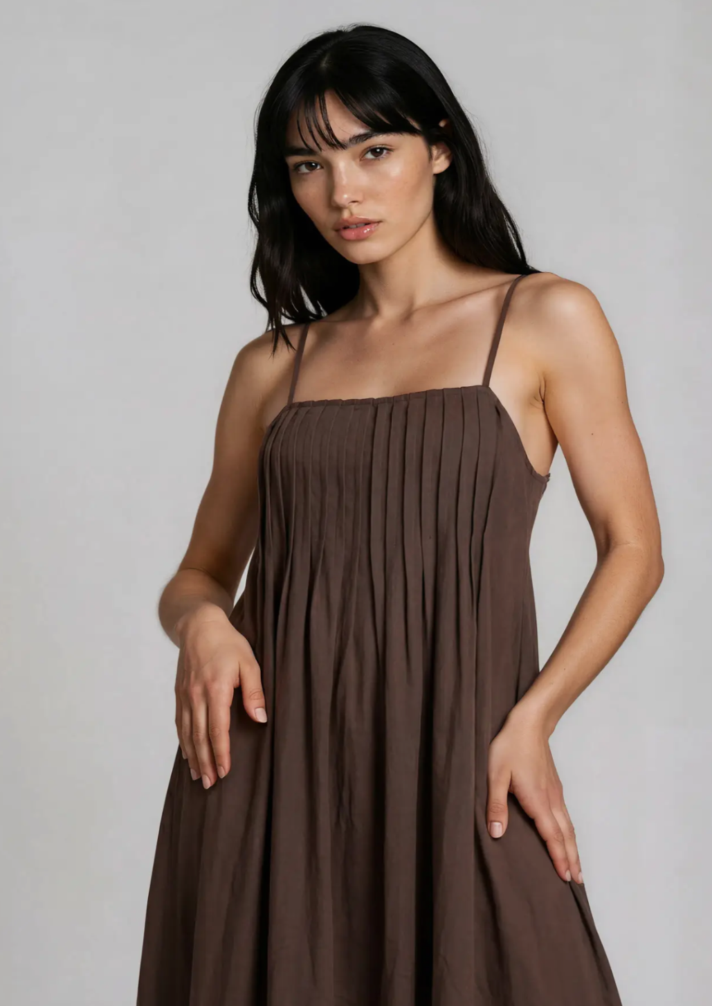 Pintuck Detail Spaghetti Strap Midi Sundress