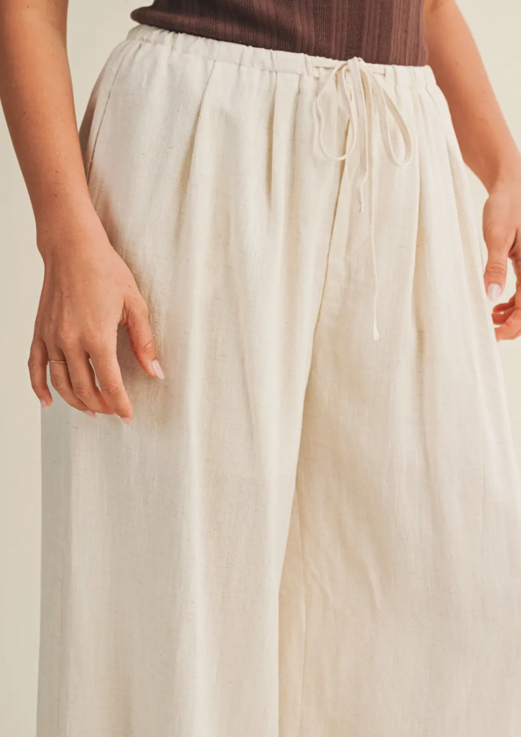 Elastic Waist Tuck Detail Trousers